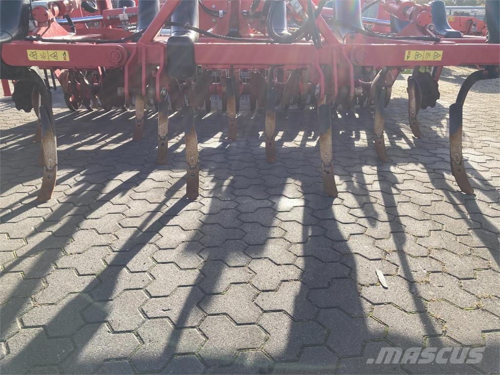 Horsch Terrano 4FX Kultivatori