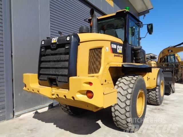 CAT 938M Utovarivači na kotačima