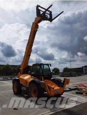 JCB 540-140 Teleskopski viličari