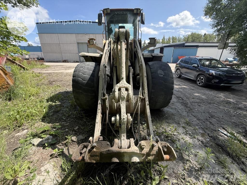 Volvo L 120 Utovarivači na kotačima
