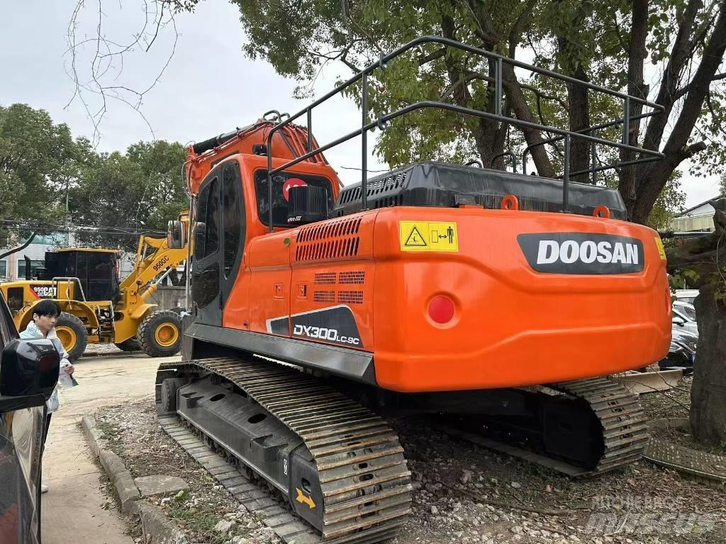 Doosan DX300LC-9c Bageri gusjeničari