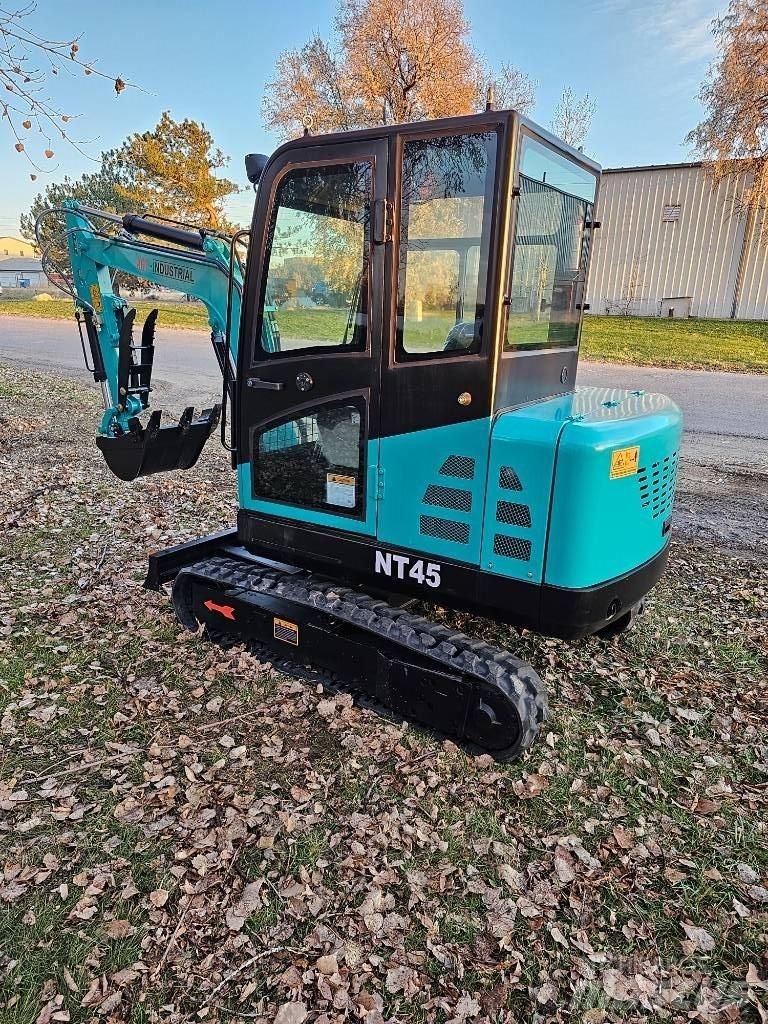 AGT NT45 Mini bageri <7t