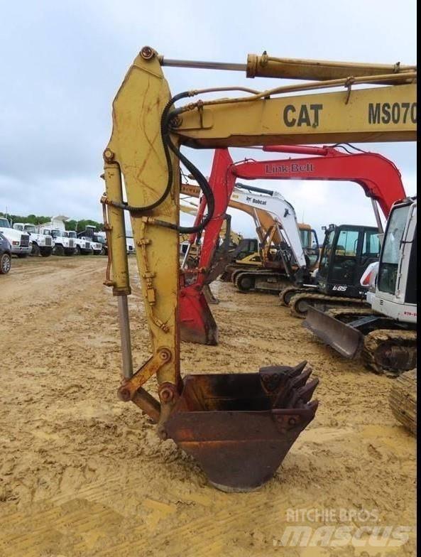 Mitsubishi MS 070 Bageri gusjeničari