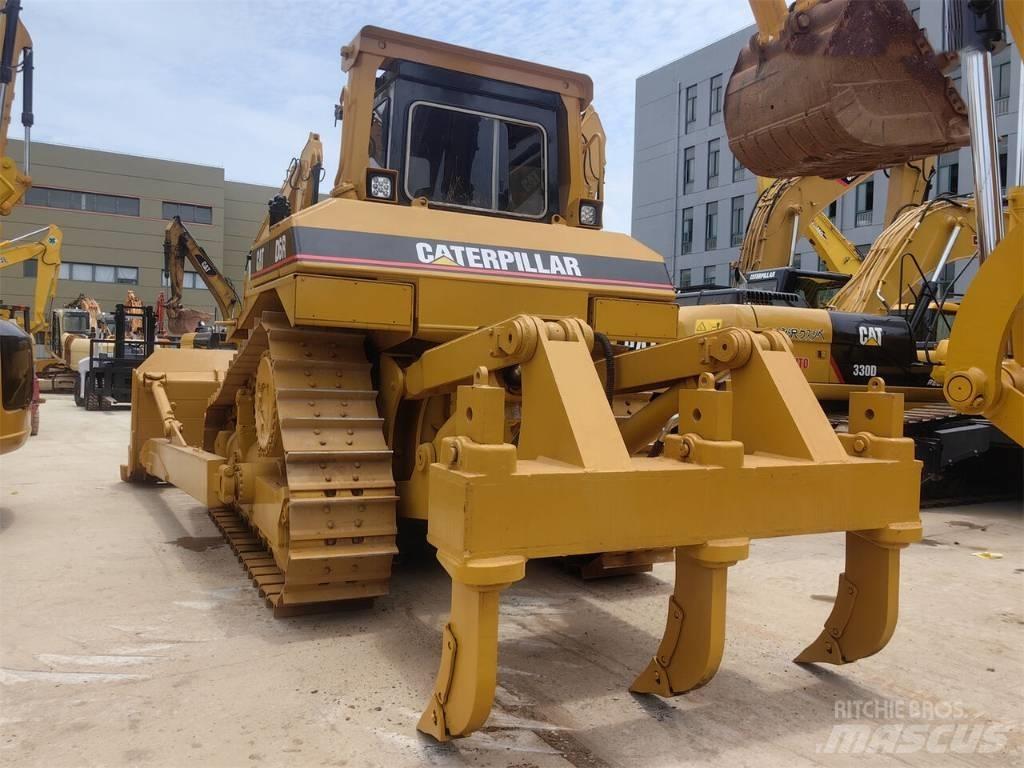 CAT D 6 R Buldožeri gusjeničari