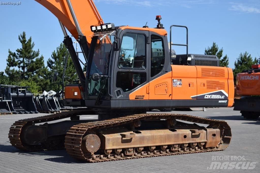 Doosan DX 255 LC-7 Bageri gusjeničari