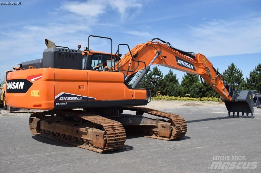 Doosan DX 255 LC-7 Bageri gusjeničari