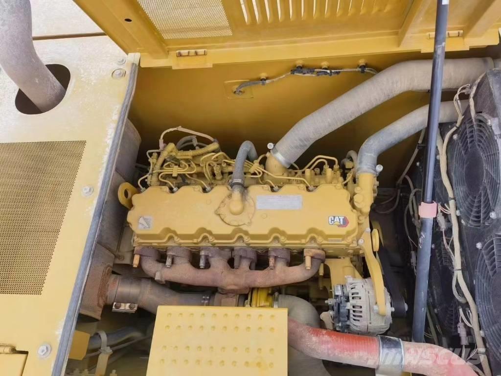 CAT 330GC Bageri gusjeničari