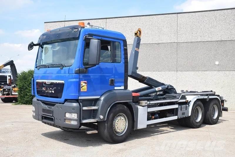 MAN TGS 33.440 Rol kiper kamioni s kukama za dizanje
