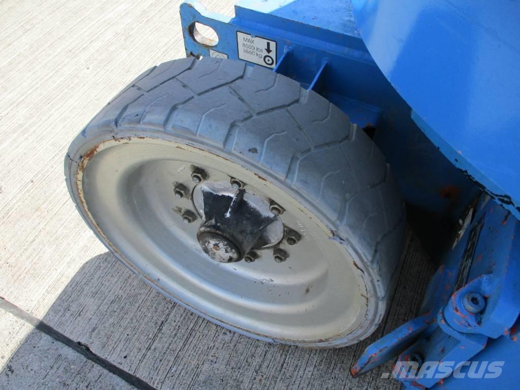 JLG E300 AJP (180) Teleskopske samohodne platforme