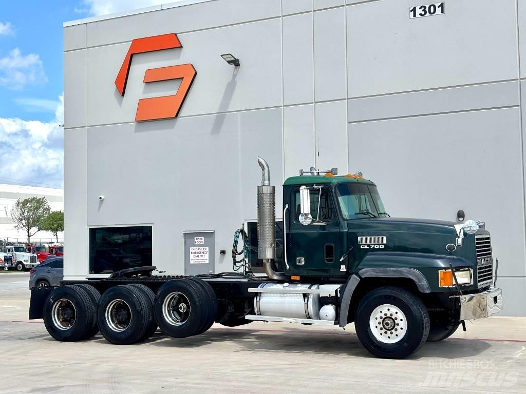 Mack CL 713 Traktorske jedinice