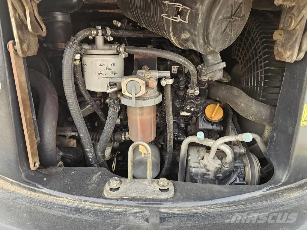 Hitachi ZX 35 U-2 Mini bageri <7t