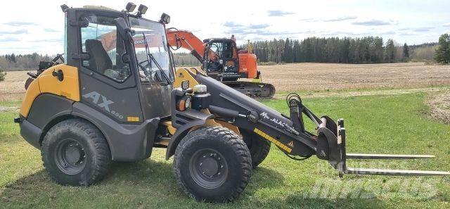 Mecalac AX850 Utovarivači na kotačima