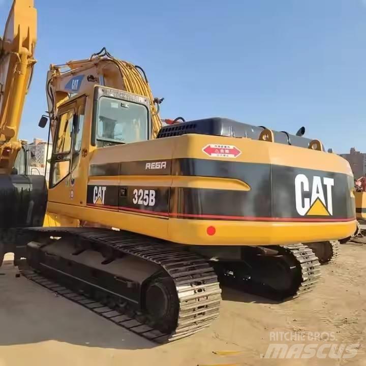 CAT CAT323B Midi bageri 7t – 12t