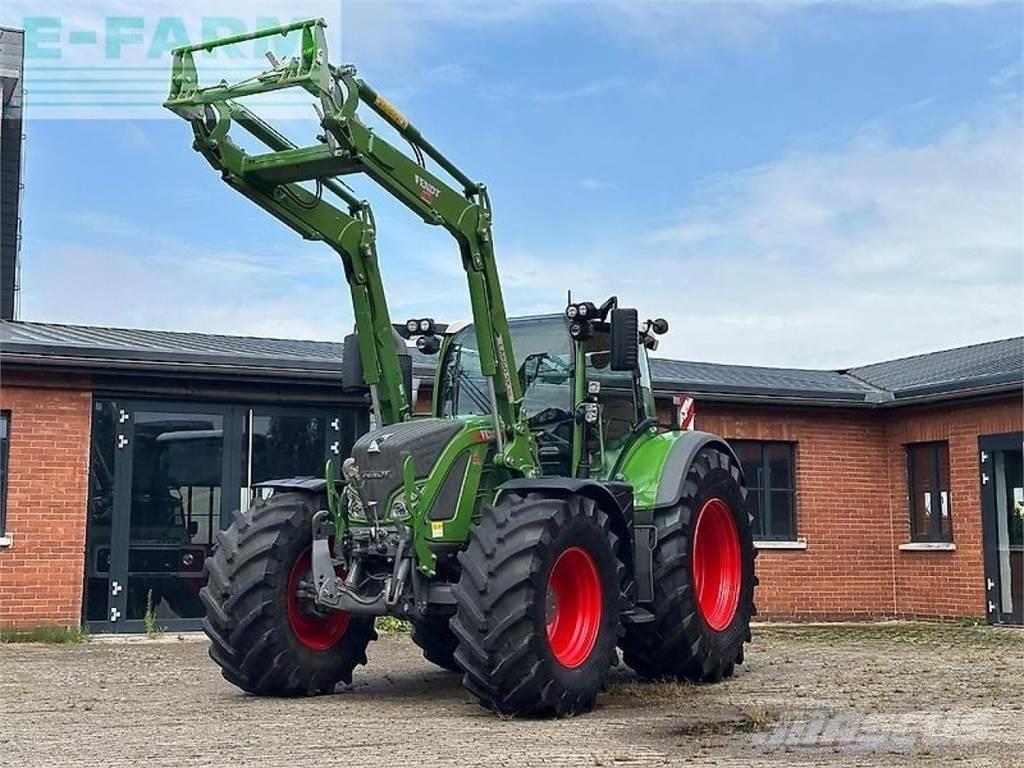 Fendt 724 Vario Traktori