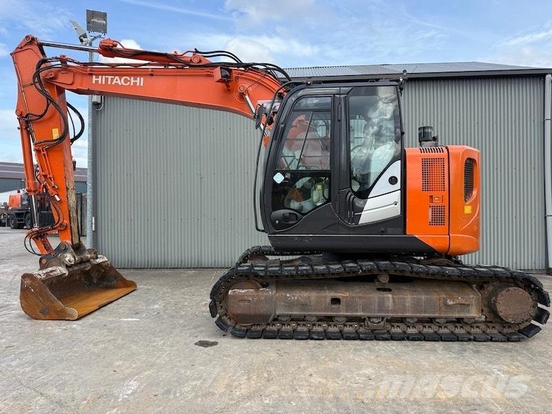 Hitachi ZX 135 US-5B Bageri gusjeničari