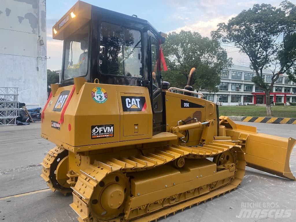 CAT D 5 K 2 LGP Buldožeri gusjeničari