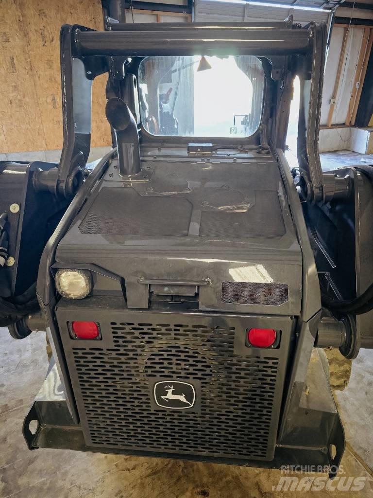 John Deere 325 G Skid steer mini utovarivači