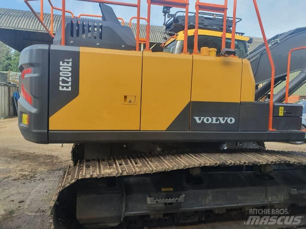 Volvo EC 200EL Bageri gusjeničari