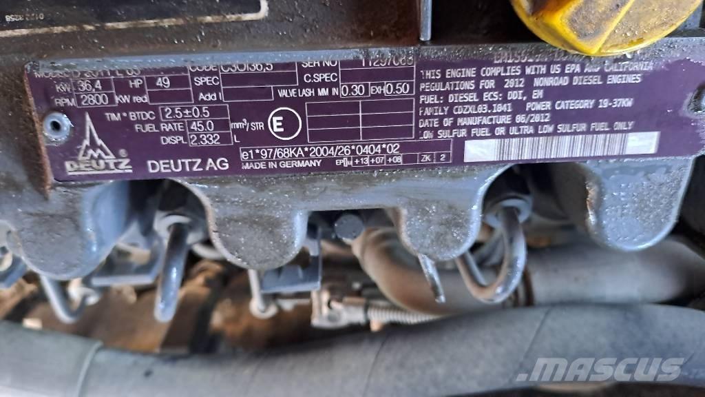 JLG 450 AJ Zglobne podizne platforme