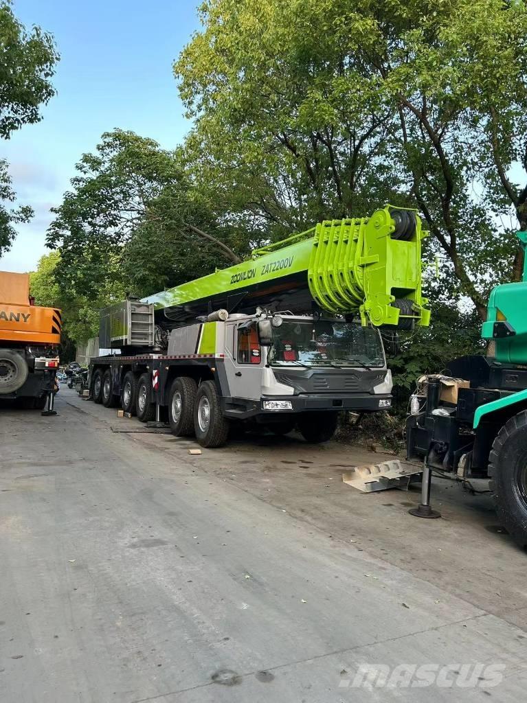 Zoomlion ZAT 2200 V Rabljene dizalice za težak teren
