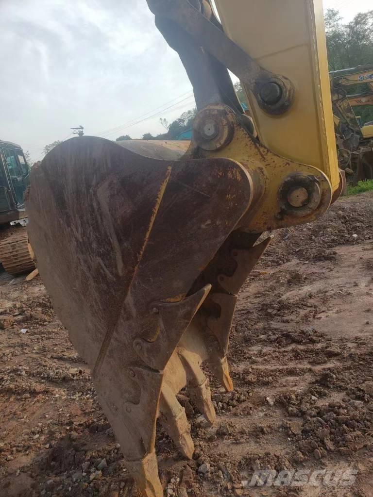 CAT 320 D Bageri gusjeničari