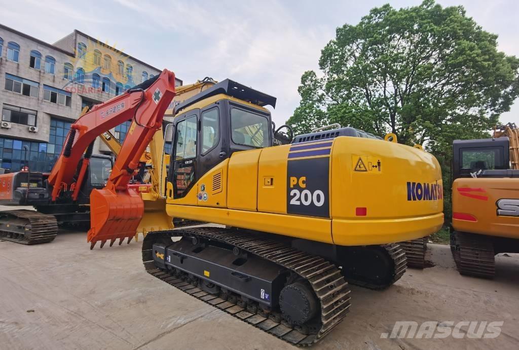 Komatsu PC 200-7 Bageri gusjeničari