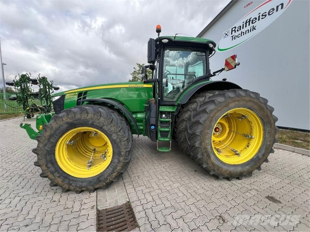 John Deere 8400 R Traktori