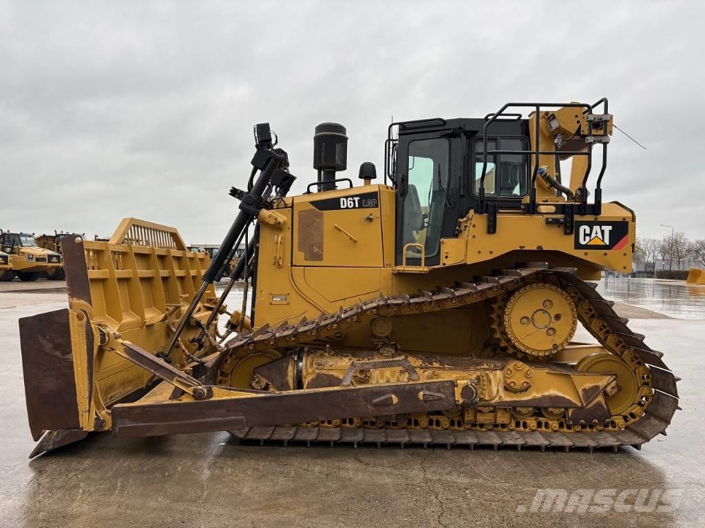 CAT D 6 T LGP Buldožeri gusjeničari
