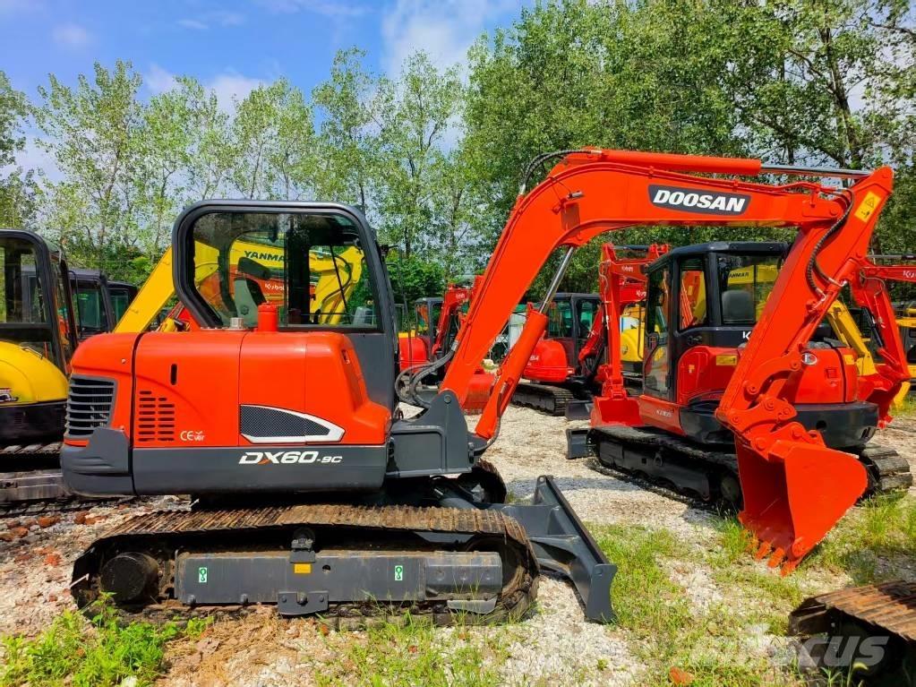 Doosan DX 60 Bageri gusjeničari