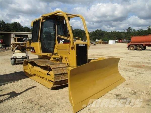 CAT D 5 G LGP Buldožeri gusjeničari