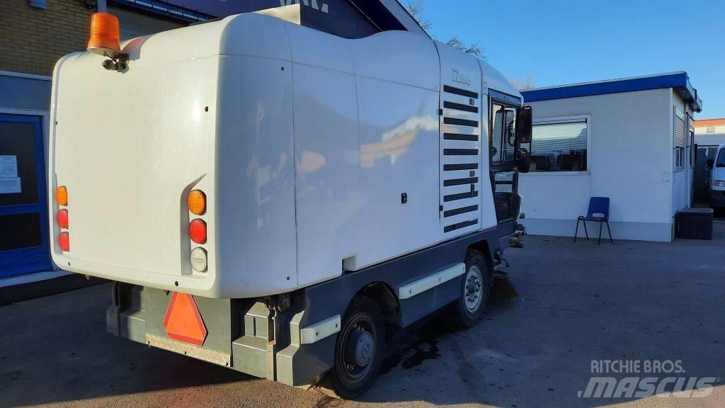 Ravo 530ST Strojevi za metenje