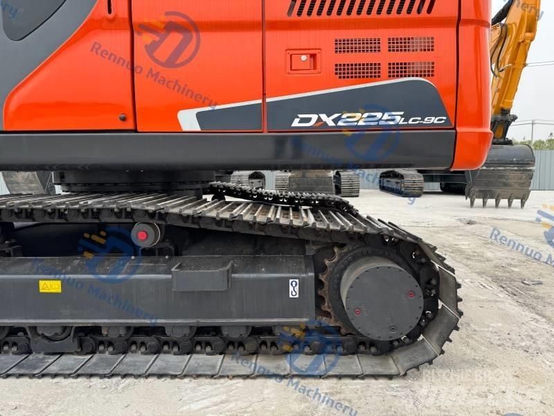 Doosan DX 225 LC-9C Bageri gusjeničari