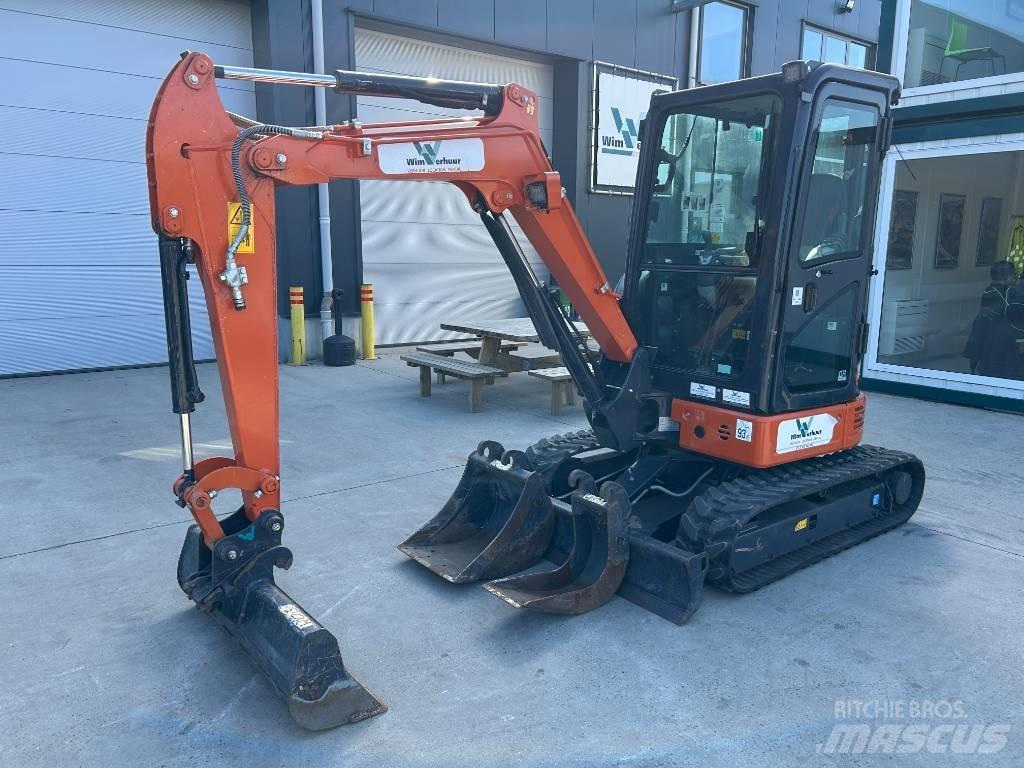 Hitachi ZX 26 U-6 Mini bageri <7t