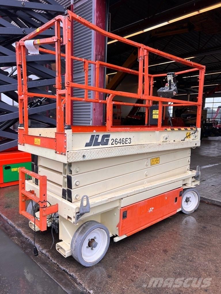 JLG 2646 E 3 Škaraste platforme