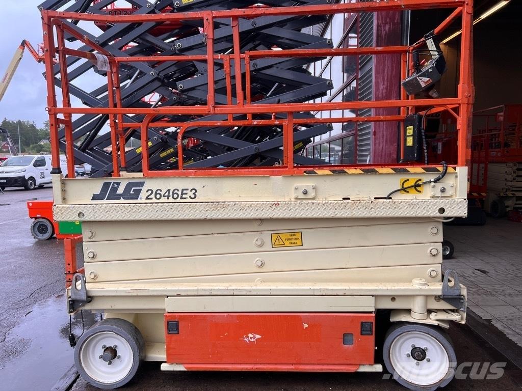 JLG 2646 E 3 Škaraste platforme