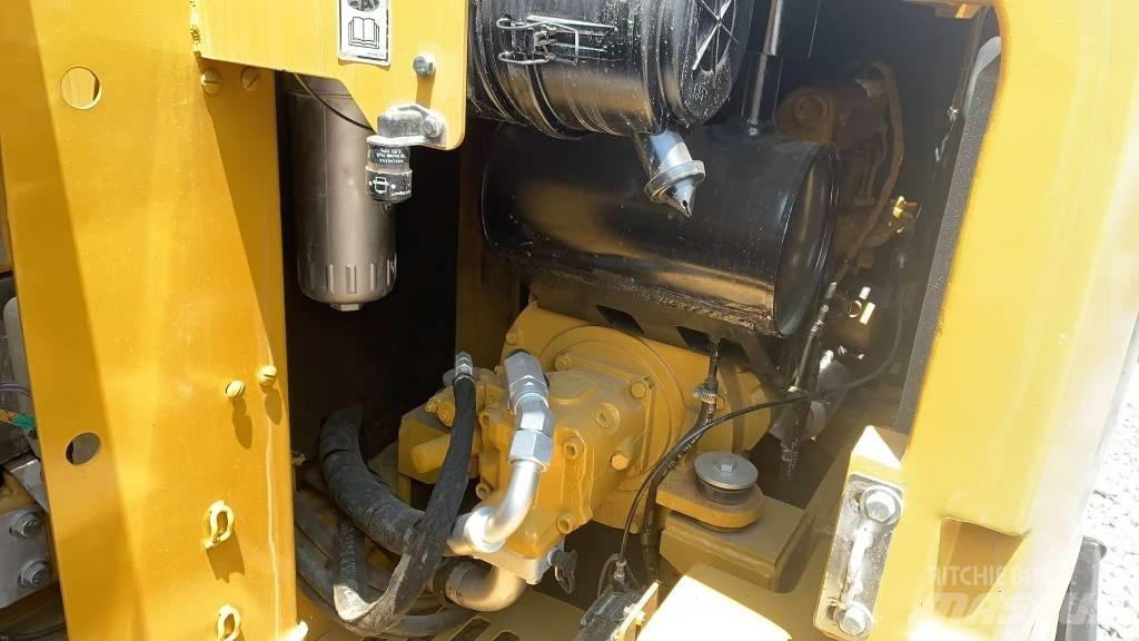CAT 306 Bageri gusjeničari