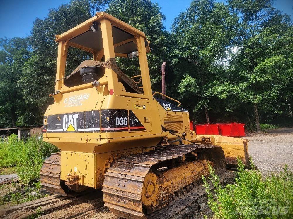 CAT D 3 G LGP Buldožeri gusjeničari