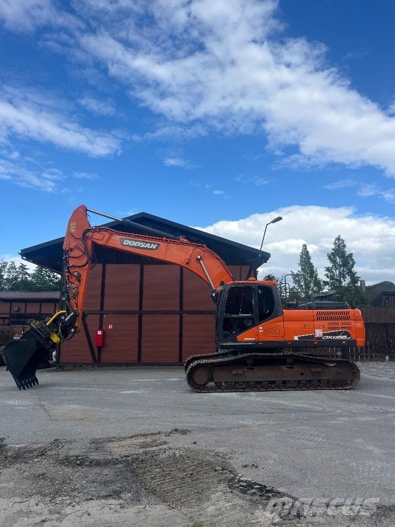Doosan DX 255 LC-5 Bageri gusjeničari