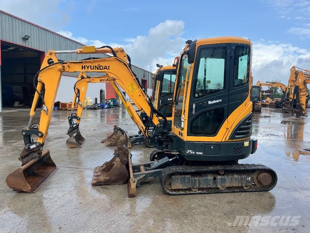 Hyundai R25Z-9 AK Mini bageri <7t