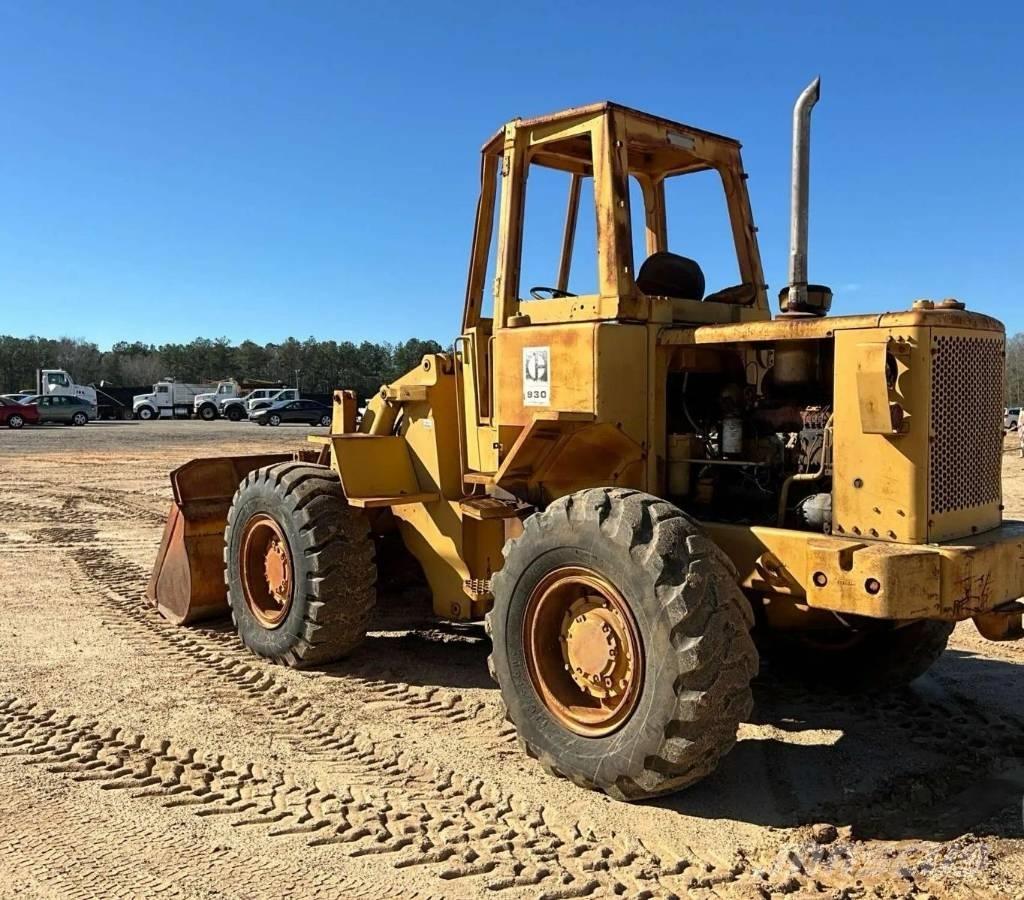 CAT 930 Utovarivači na kotačima