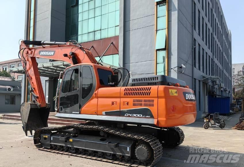 Doosan DX300 Bageri gusjeničari