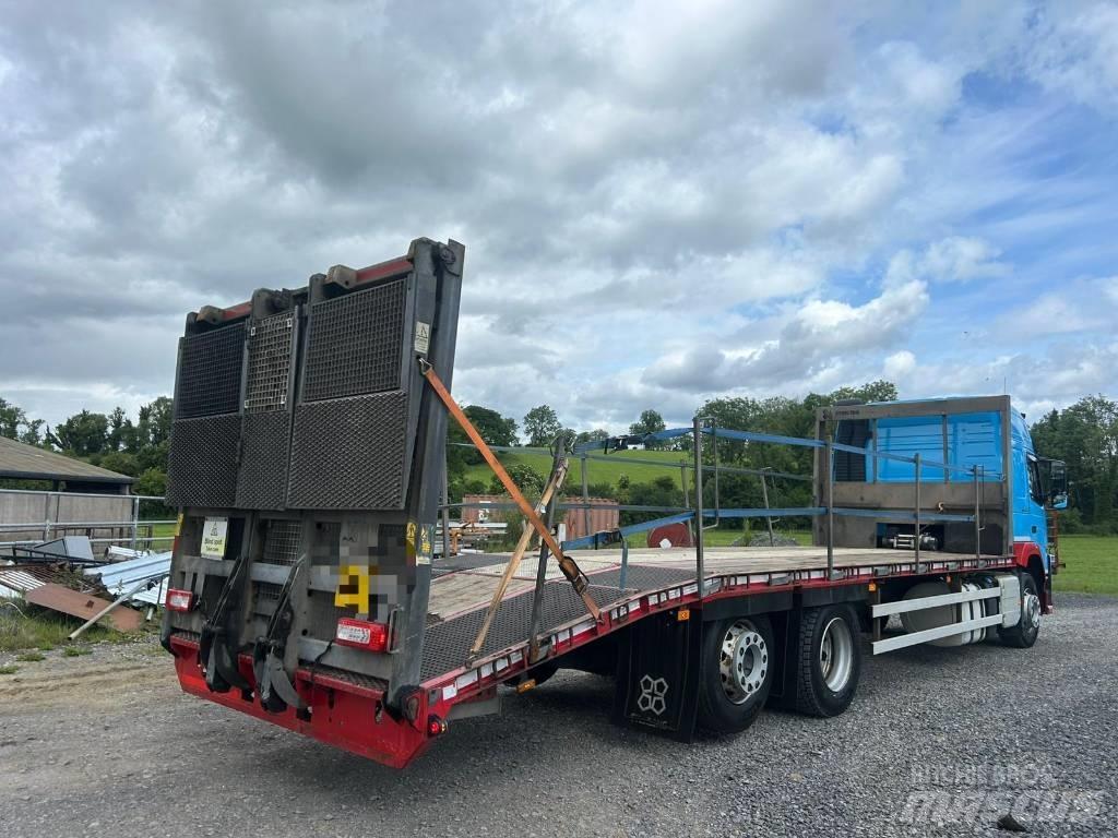 Volvo FM 11 330 Kamioni s ravnim pločom / vitlom