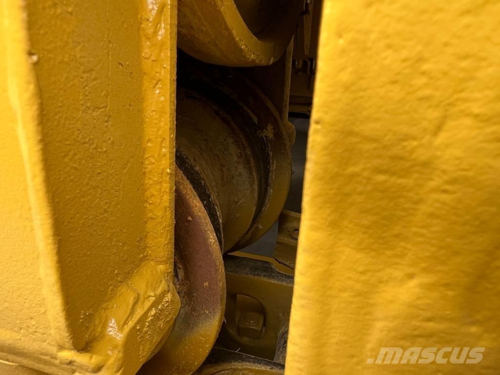 CAT D6H XL Buldožeri gusjeničari