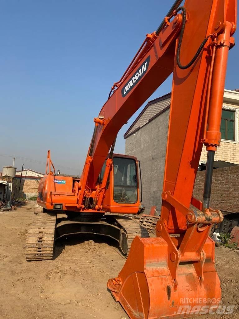 Doosan dh220lc-7 Bageri gusjeničari