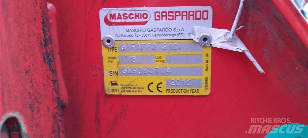 Maschio Giraffa 210 Kosilice za pašnjak