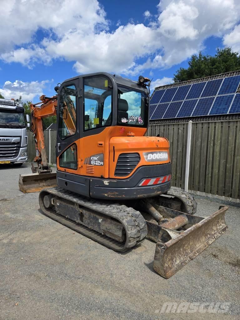 Doosan DX 62 R Mini bageri <7t