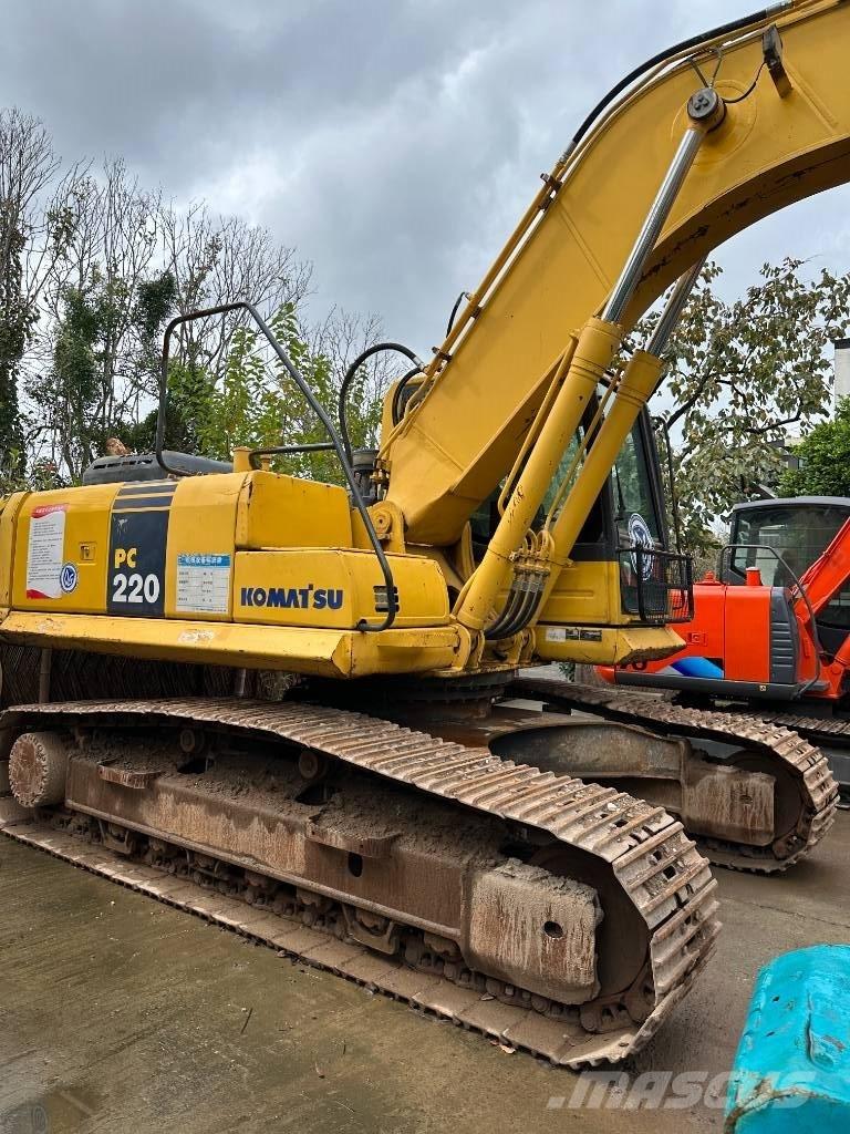 Komatsu PC 220-8 Bageri gusjeničari