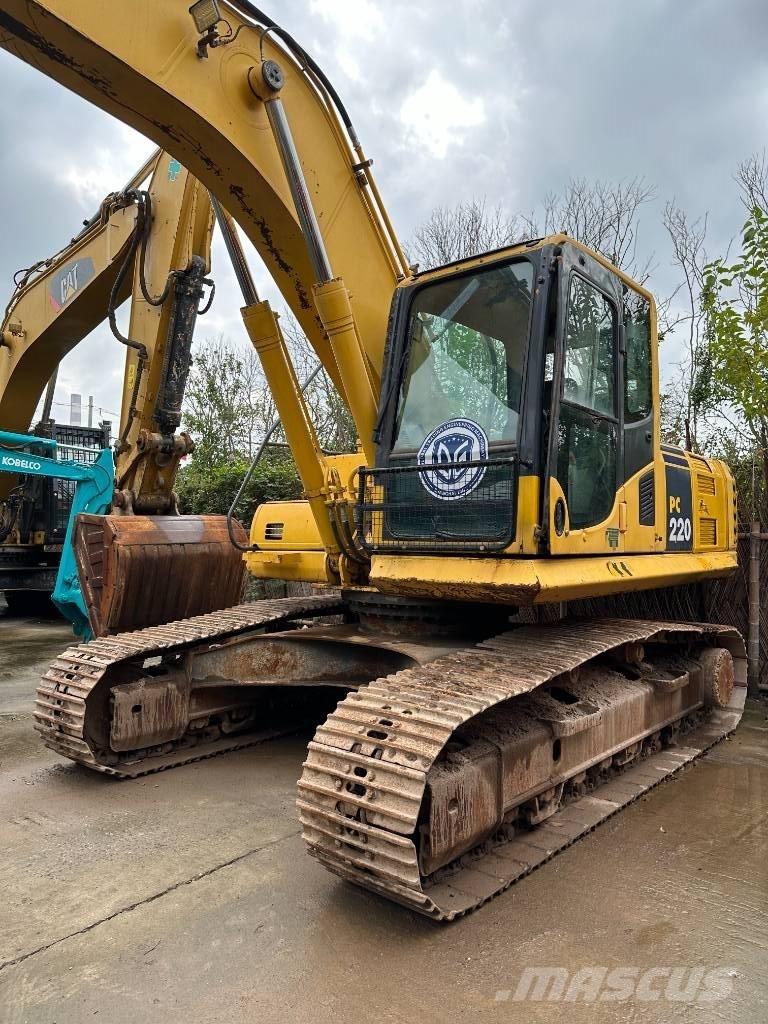 Komatsu PC 220-8 Bageri gusjeničari
