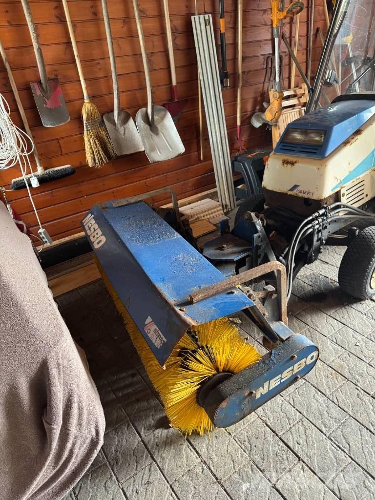 Iseki Hydro Ostali strojevi za ceste i snijeg