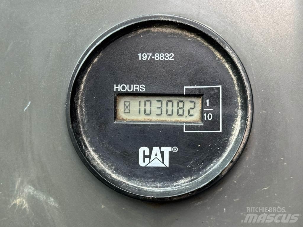 CAT M315D Bageri na kotačima